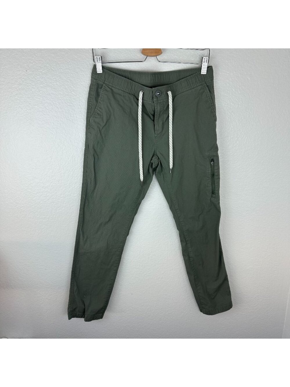 Vuori Green Ripstop Pants M Outdoor Athletic Hiking Pull On Stretch Lightweight